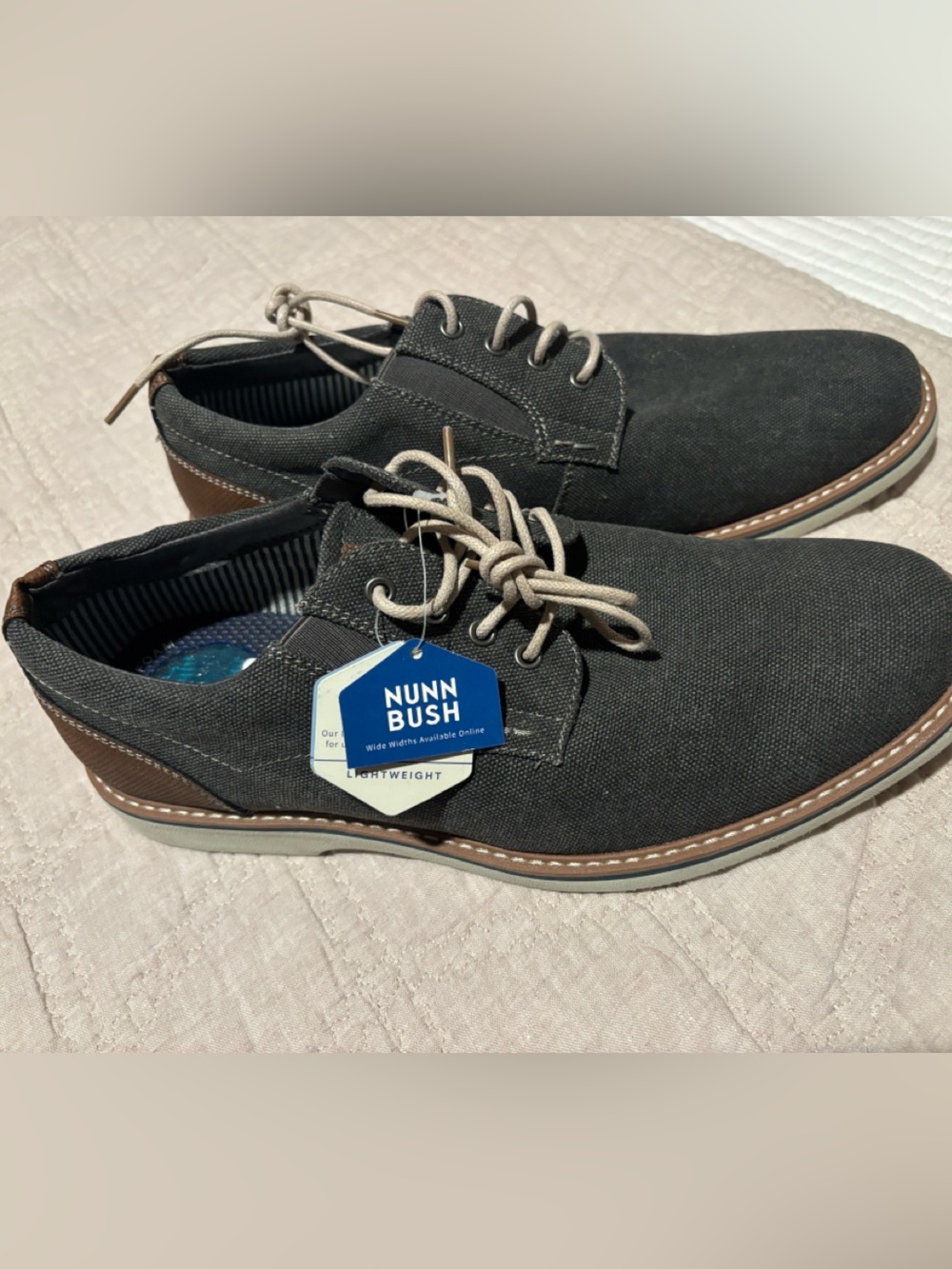 NWT Nunn Bush Mens Casual Oxford Shoe in Charcoal Gray & Brown trim. Size 9.5